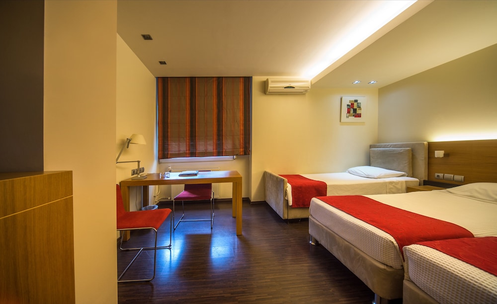 Superior Triple Room - Photo 5