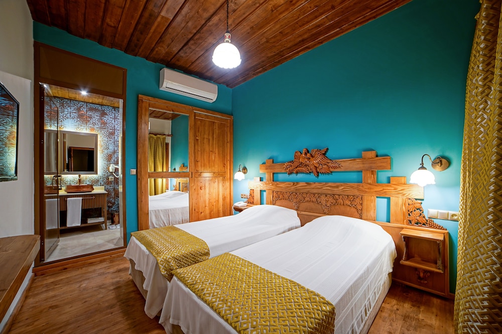 Standard Twin Room photo 1