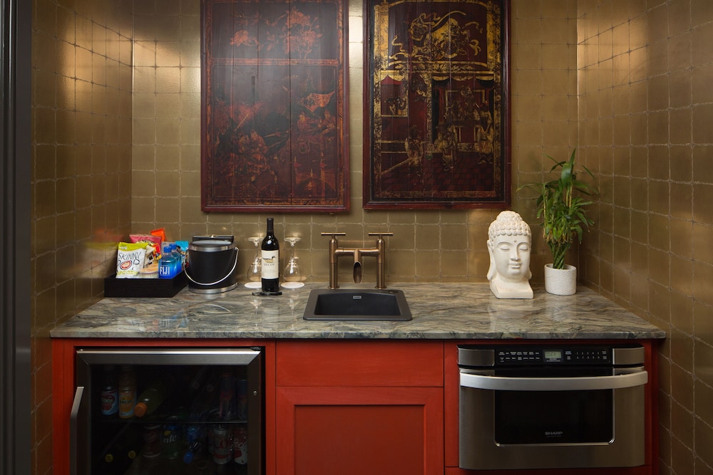 Signature Suite photo 2