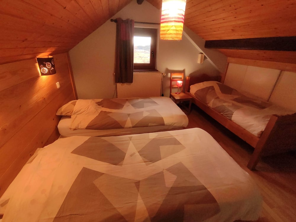 Family Cottage, Ensuite, Mountain View (Gîte dans chalet Lucie)
