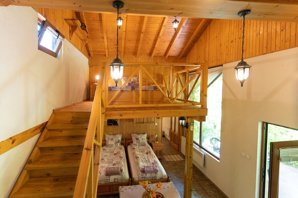 Villa photo 1