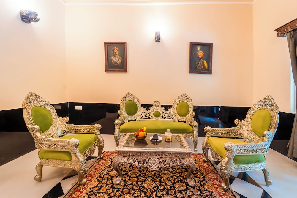 Retreat Suite - Photo 6