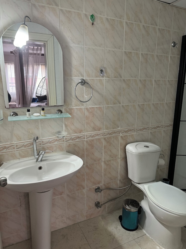 Classic Room, City View - Photo 22