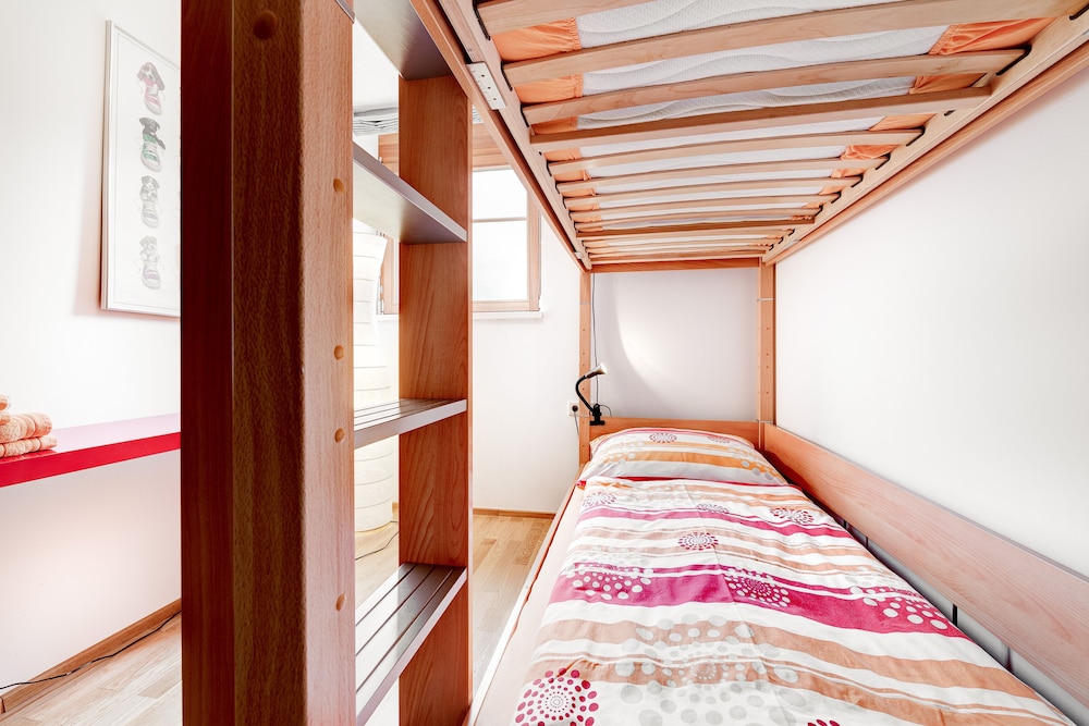 Apartment Ski In (incl. Cleaning Fee, City Tax & Laundry Package) photo 1