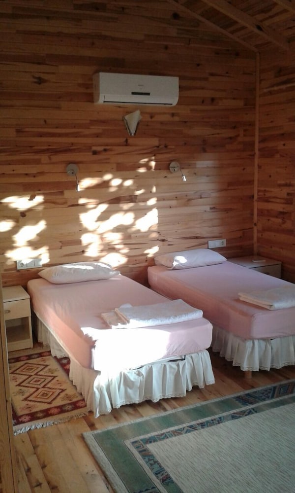 Bungalow, 2 Twin Beds photo 1