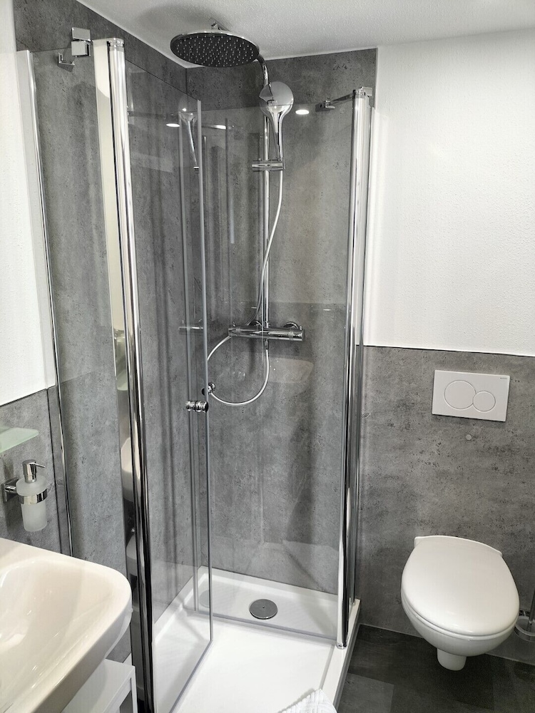 Double Room - Photo 8