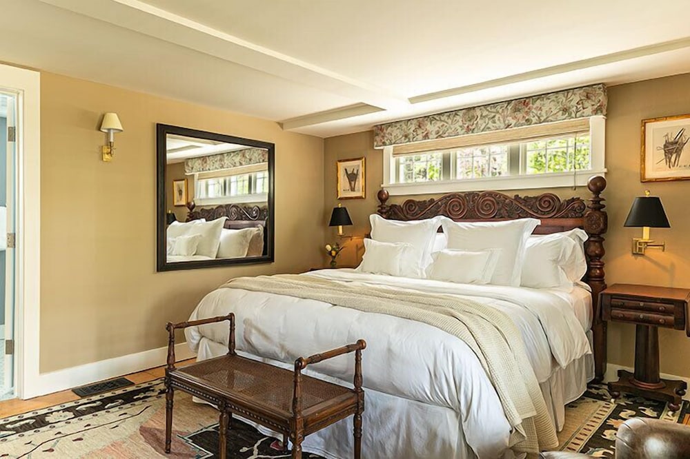 Room 6A, Pet-friendly