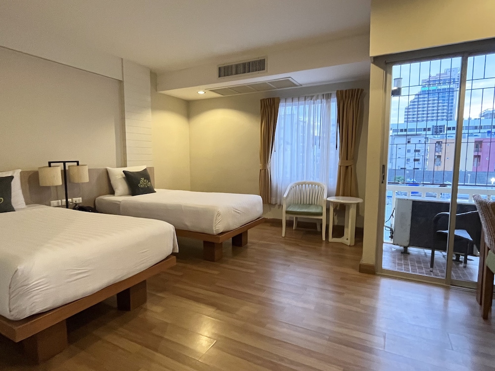 Superior Room  (No View) - Photo 4