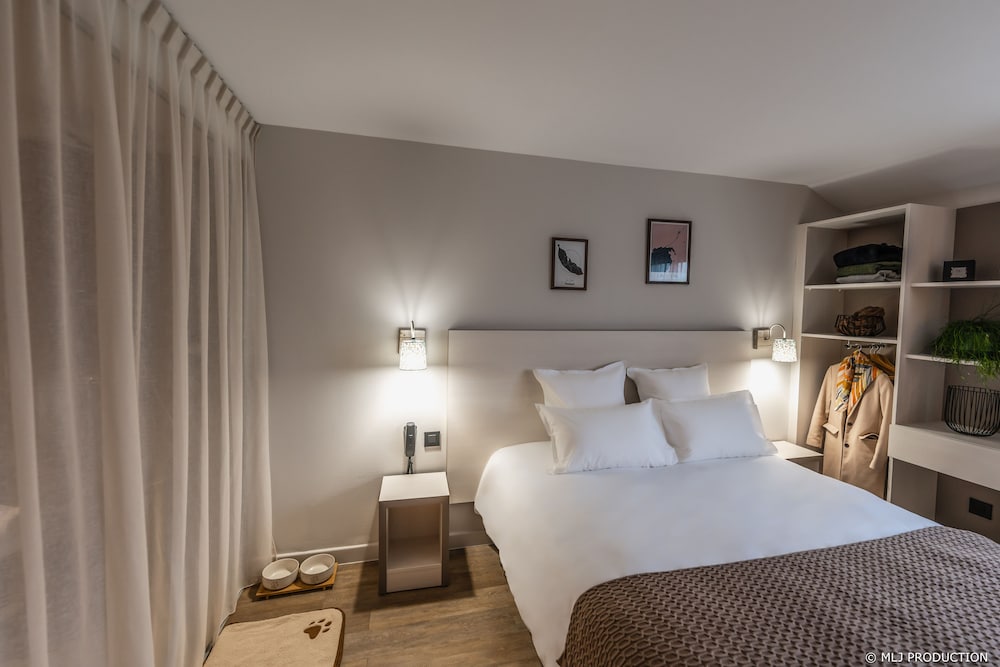 Double Room - Photo 6