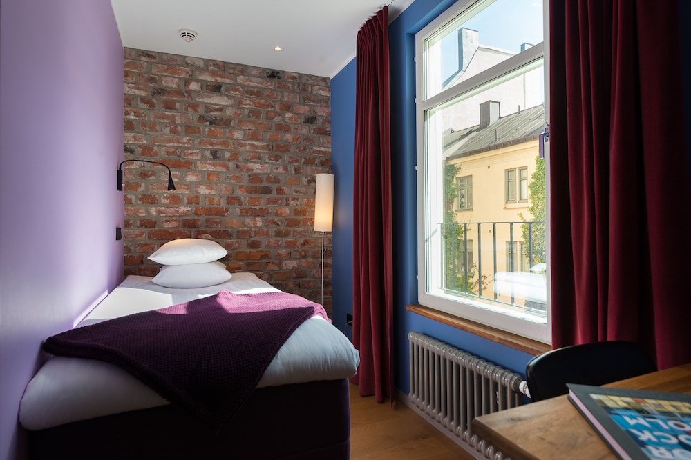 Single Room (Small, 7 m2)