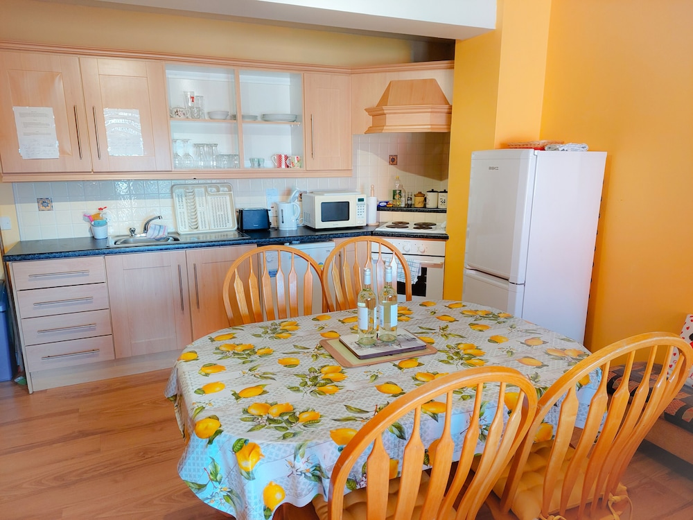 Apartment photo 3