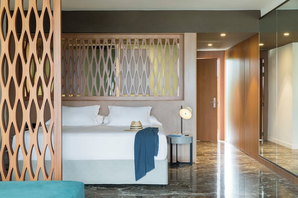 Junior Suite With Private Pool