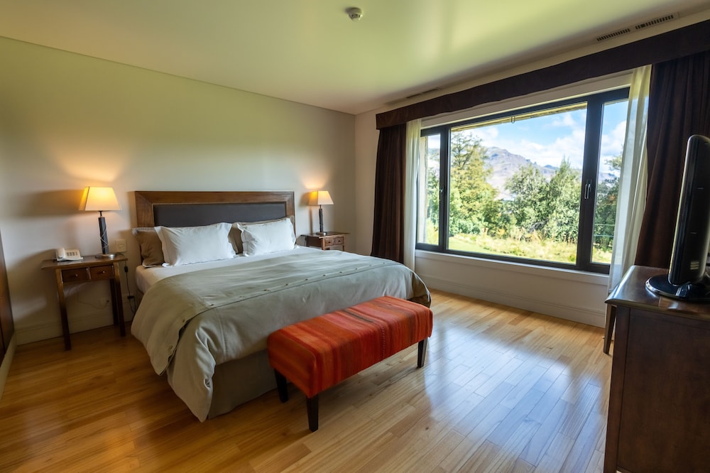 Suite, Golf View