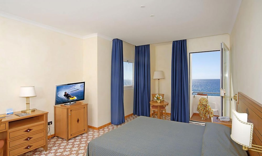 Superior Double or Twin Room, Balcony, Sea View