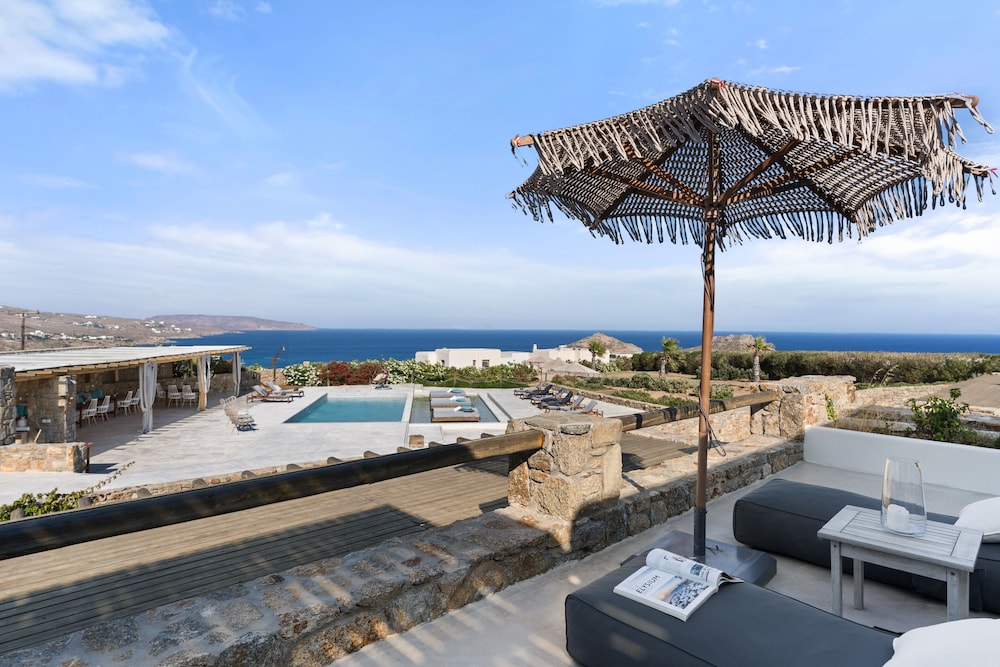 Superior Suite, Jetted Tub, Sea View - Photo 21