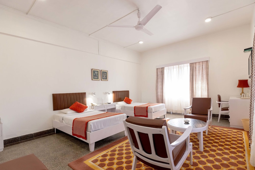 Standard Single Room - Photo 7