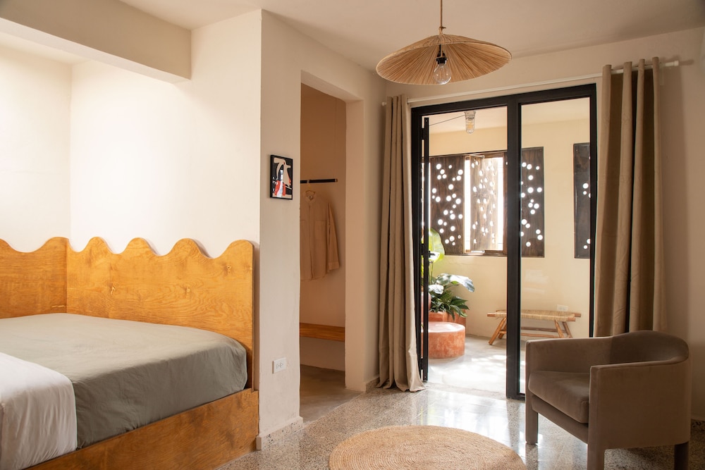 Design Penthouse, 4 Bedrooms, Hot Tub