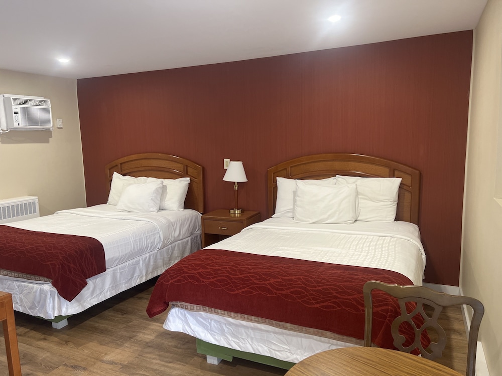 Room, 2 Double Beds photo 1