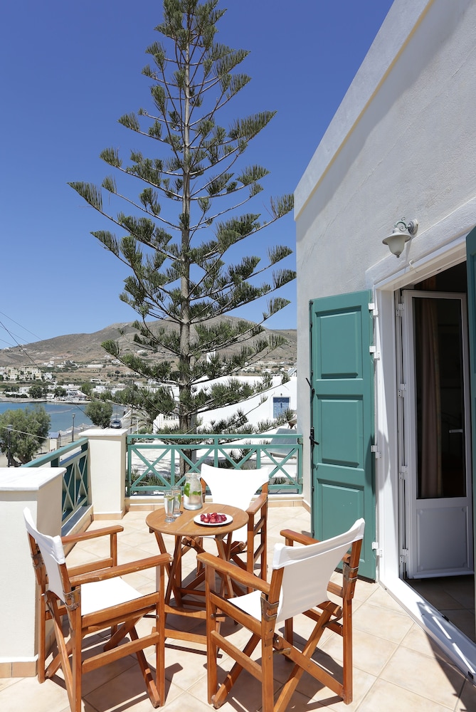 Double or Twin Room, Sea View photo 2