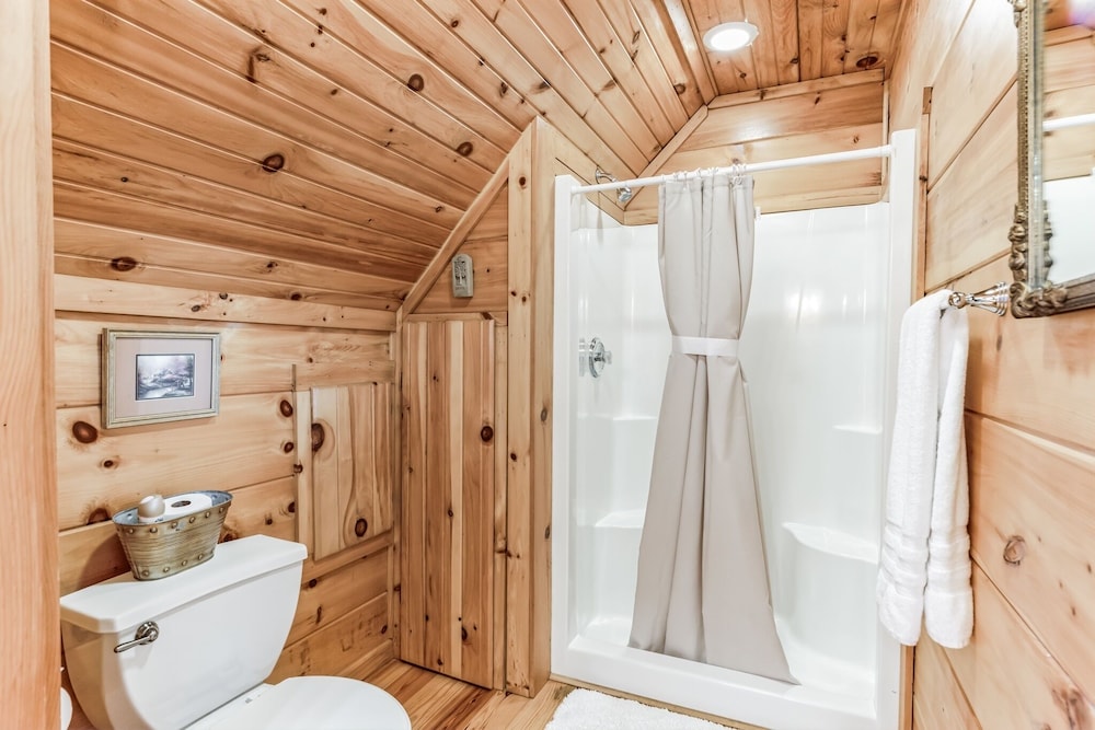 Cabin, 3 Bedrooms photo 3