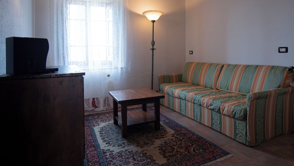 Deluxe Double or Twin Room, Vineyard View photo 3