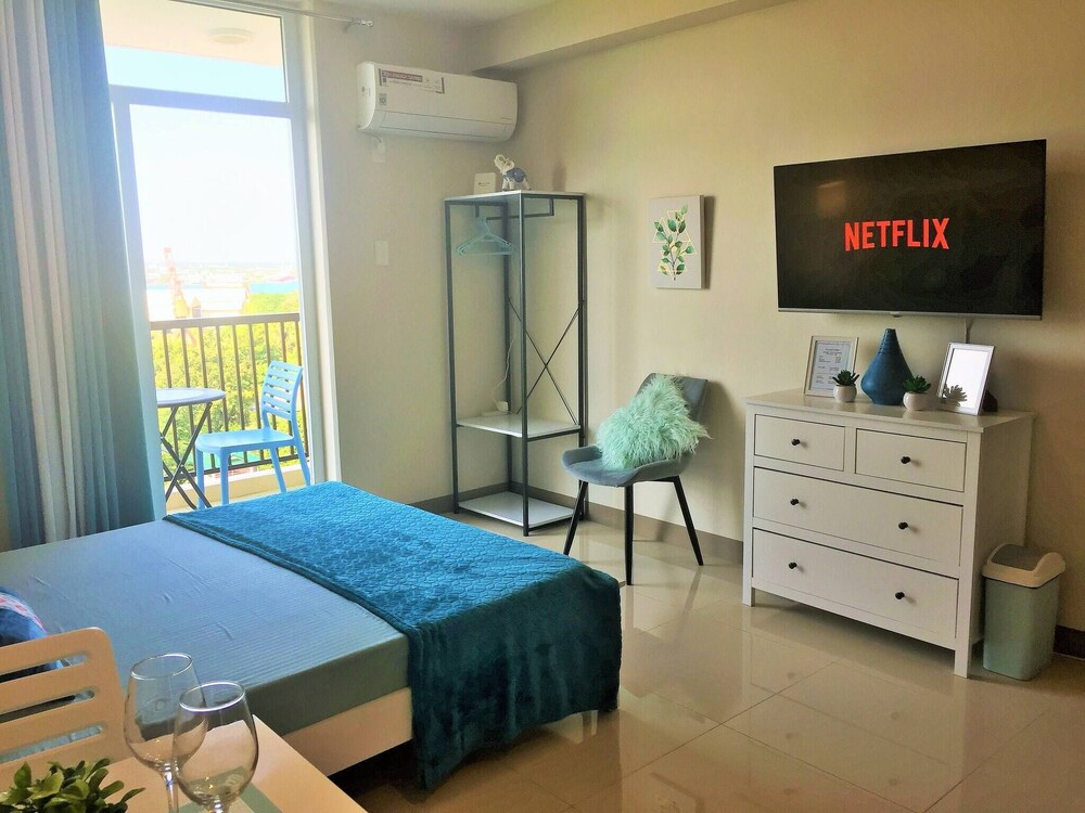 Condo, Multiple Bedrooms, Private Pool photo 3