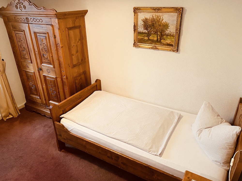 Single Room photo 1