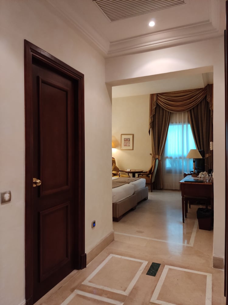 Superior Double or Twin Room, Ensuite (Chambre Supérieure) photo 3