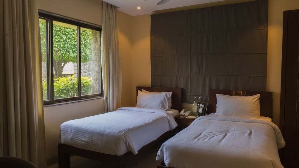 Garden View Twin Room - Photo 1