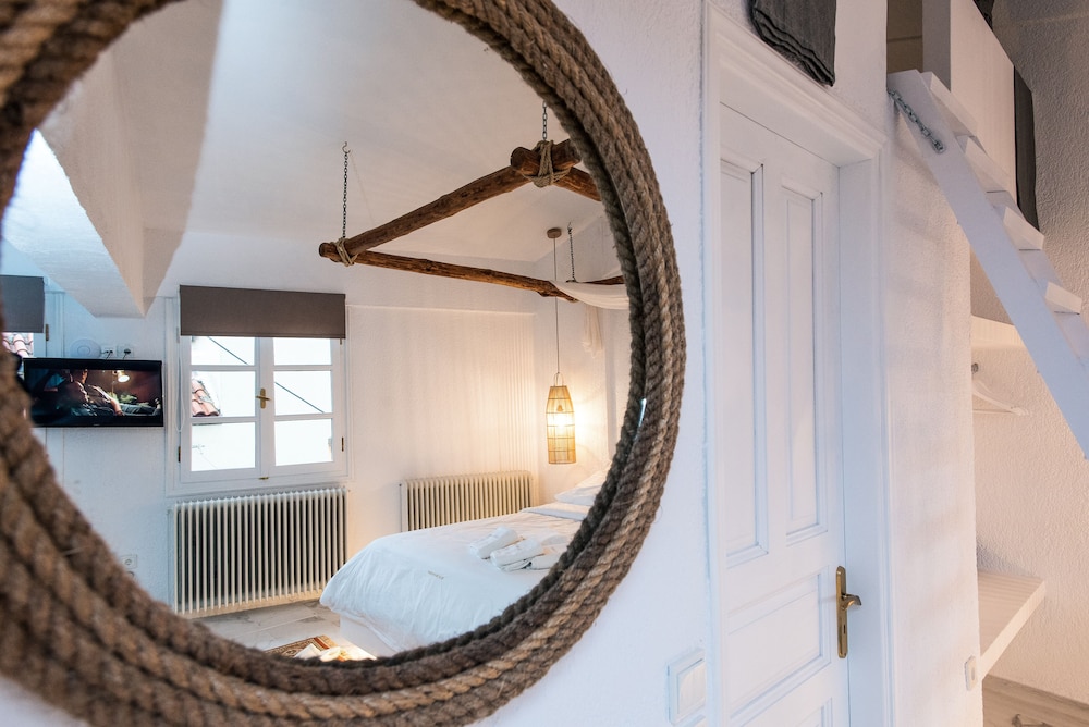 Classic Studio Suite (Ethra) photo 2