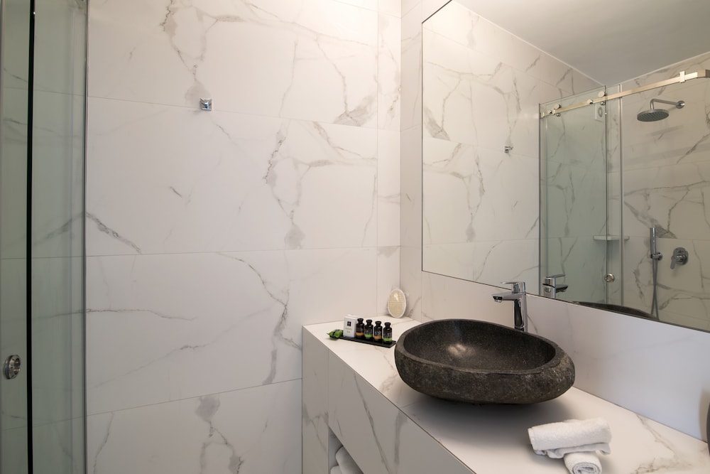 Deluxe Suite, Private Pool, Sea View - Photo 9