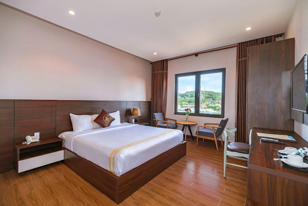 Deluxe Double Room - Photo 1