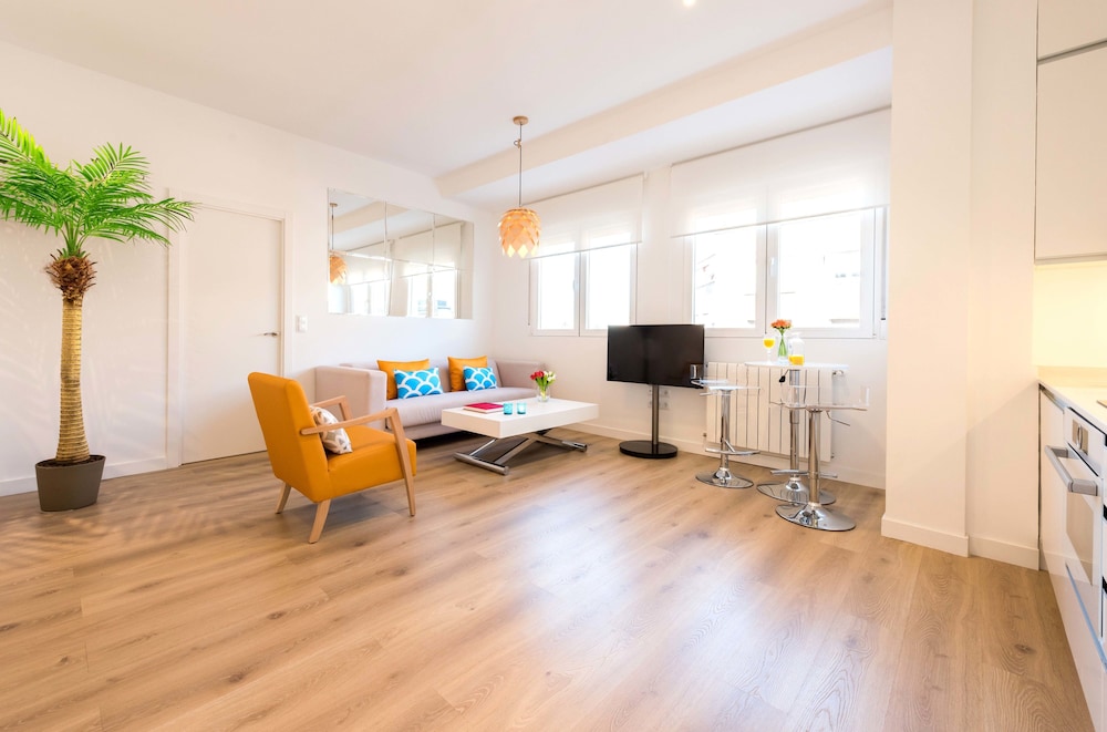 Apartamento de lujo, 3 habitaciones, accesible, cocina