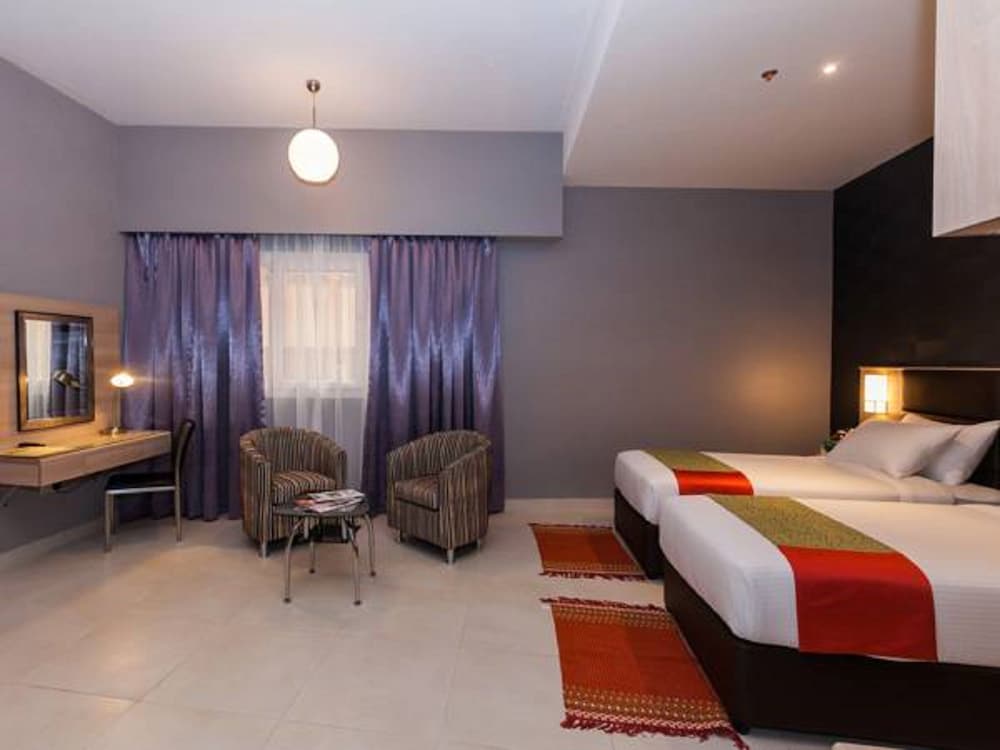Executive Suite photo 1
