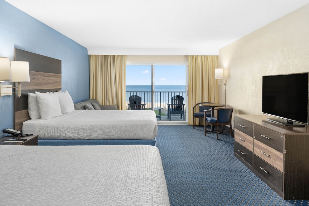 Standard Room, 2 Queen Beds, Oceanfront photo 2