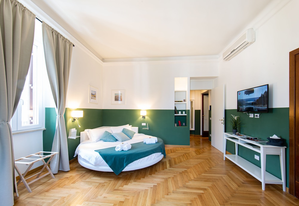 Presidential Suite photo 2