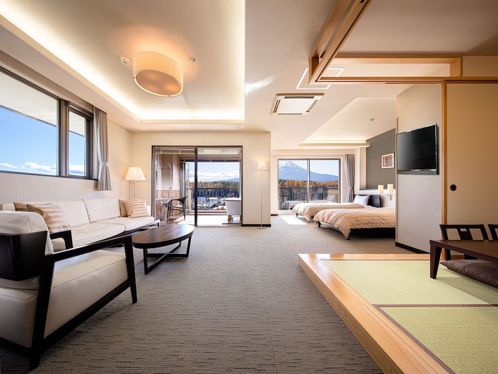 Special Room, Non Smoking, Mt.Fuji View, 61.20 Square Meter - Photo 1