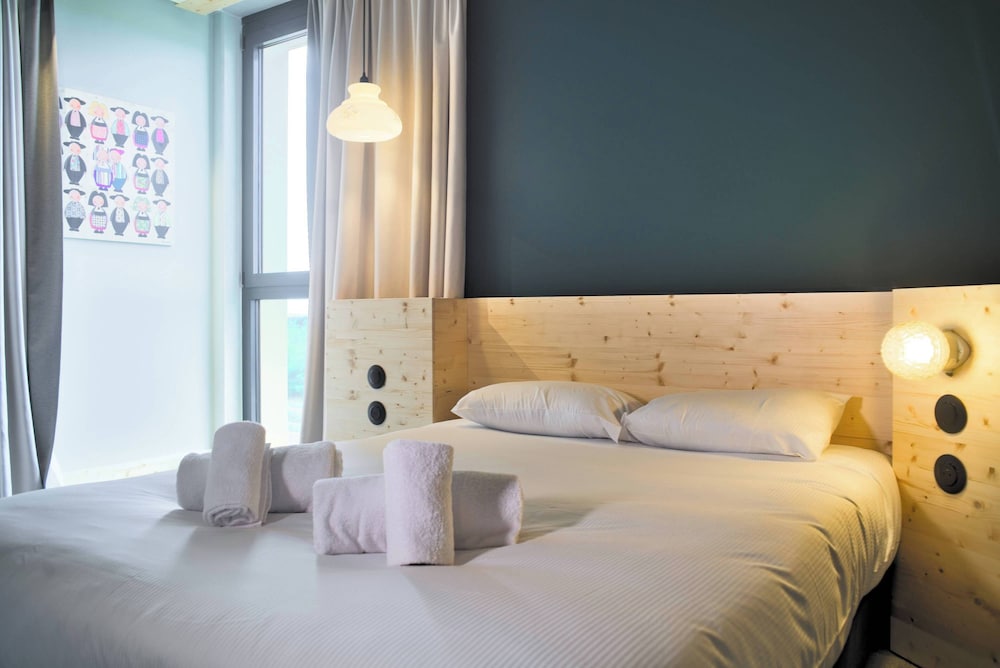 Room (Pmr) photo 3