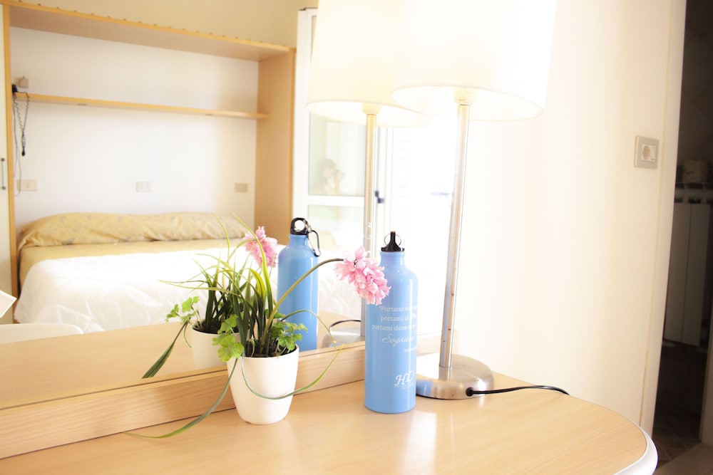 Standard Double Room photo 3