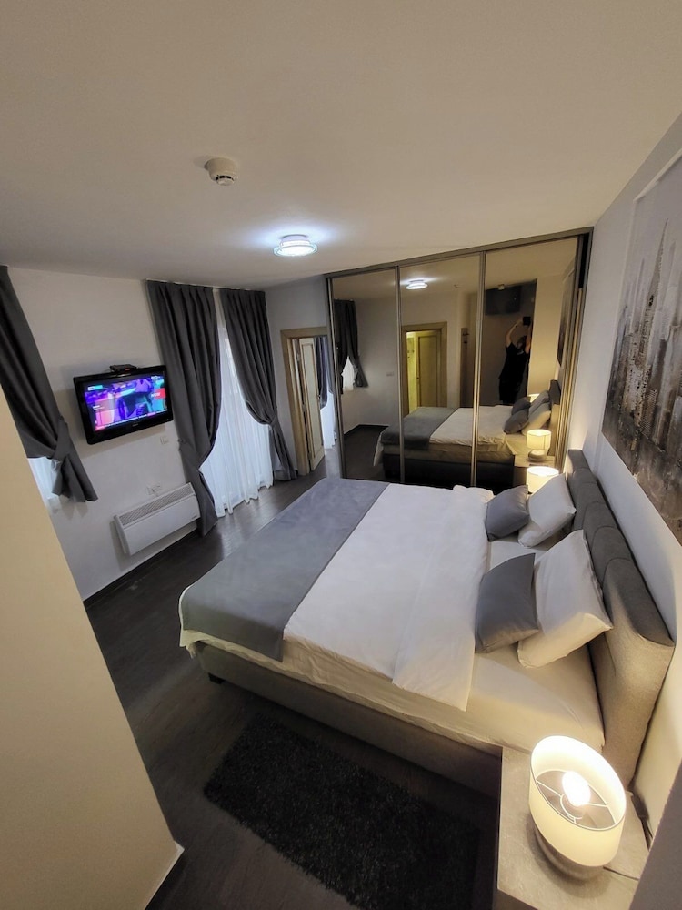 Comfort Apartment, Balcony