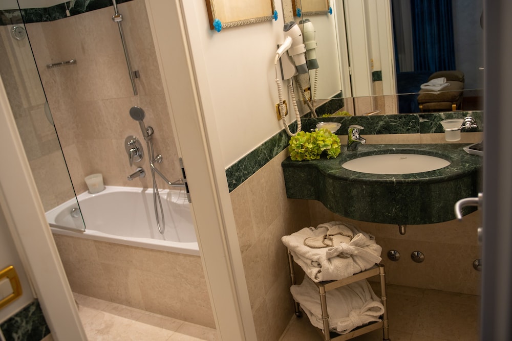 Deluxe Room photo 3