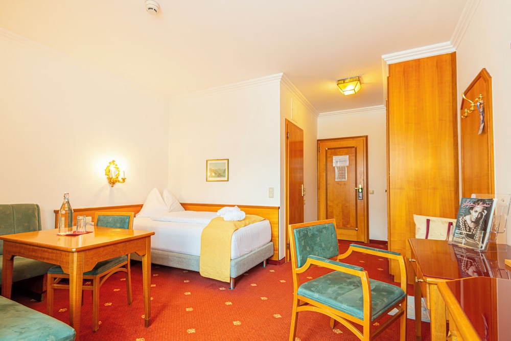 Comfort Single Room