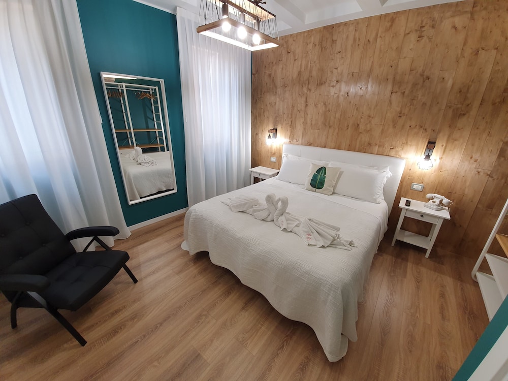 Deluxe Apartment, 2 Bedrooms photo 3