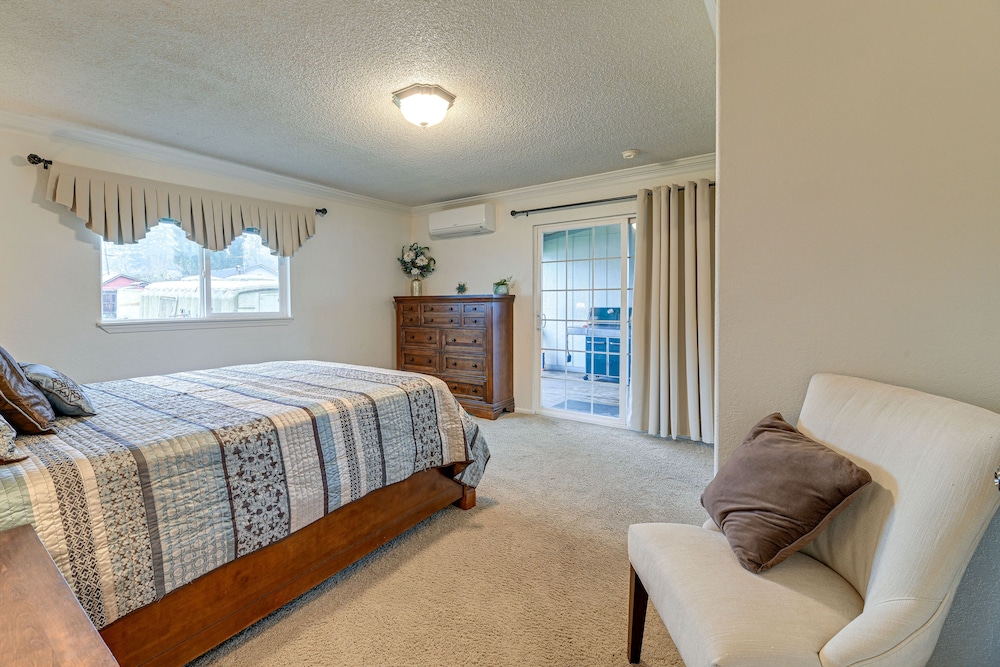 House (4 Bedrooms) photo 2
