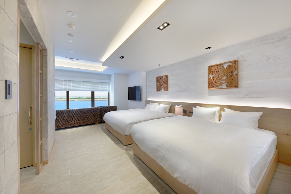 Junior Suite, Non Smoking, Sea View - Photo 4