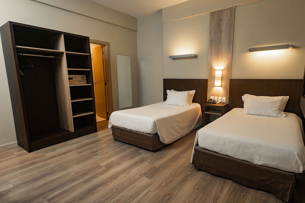 Classic Twin Room, 2 Twin Beds photo 1