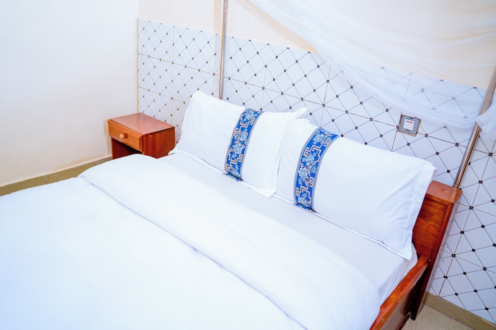Basic Double Room, Lake View
