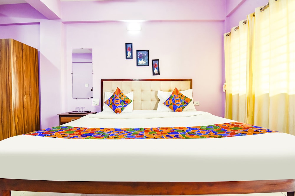 Deluxe Room - Photo 2