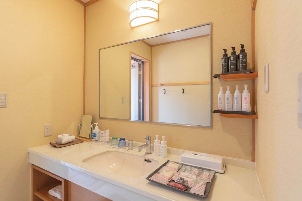 Japanese Style Room with Open-air bath and Garden (Second floor) photo 3