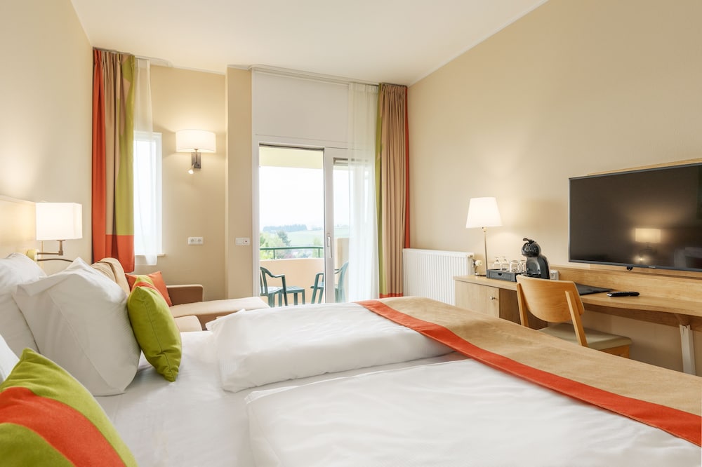 Premium Room, 1 Bedroom (Renewed) photo 2
